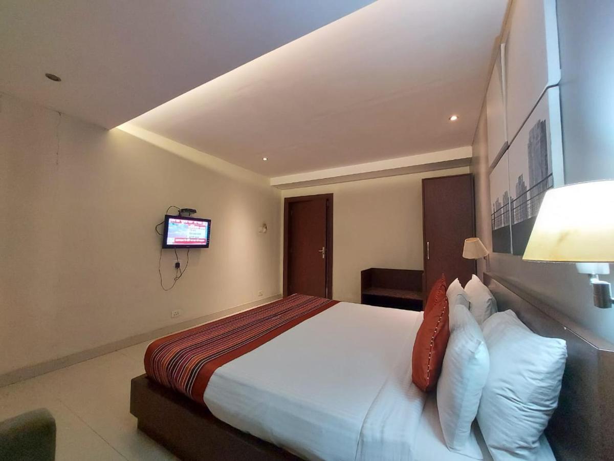 Orbit Hotel - Bagdogra Екстер'єр фото