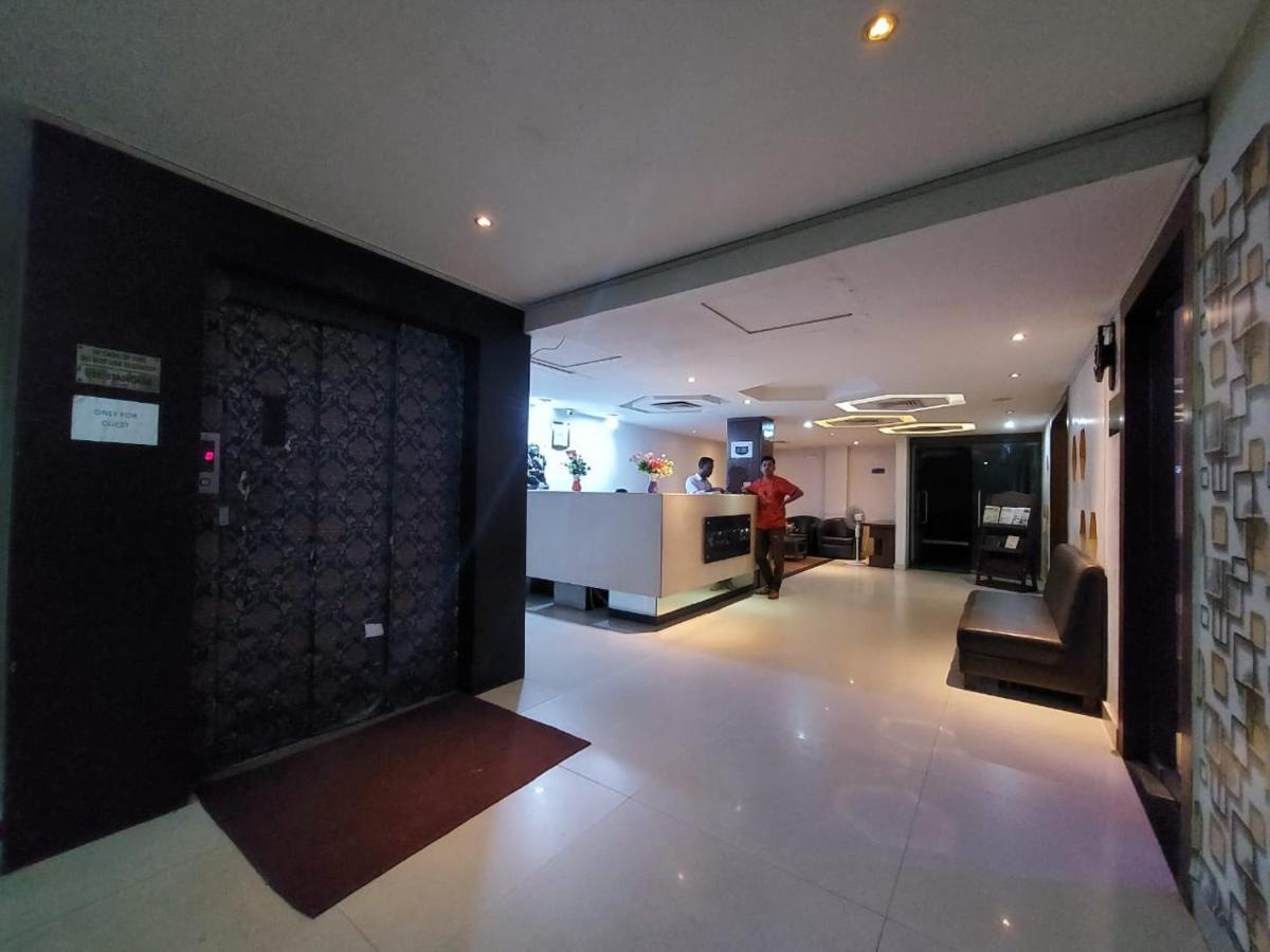 Orbit Hotel - Bagdogra Екстер'єр фото