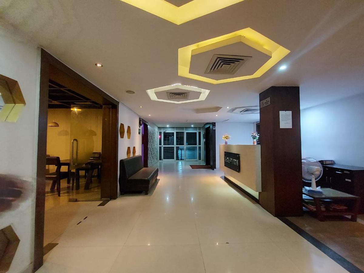 Orbit Hotel - Bagdogra Екстер'єр фото