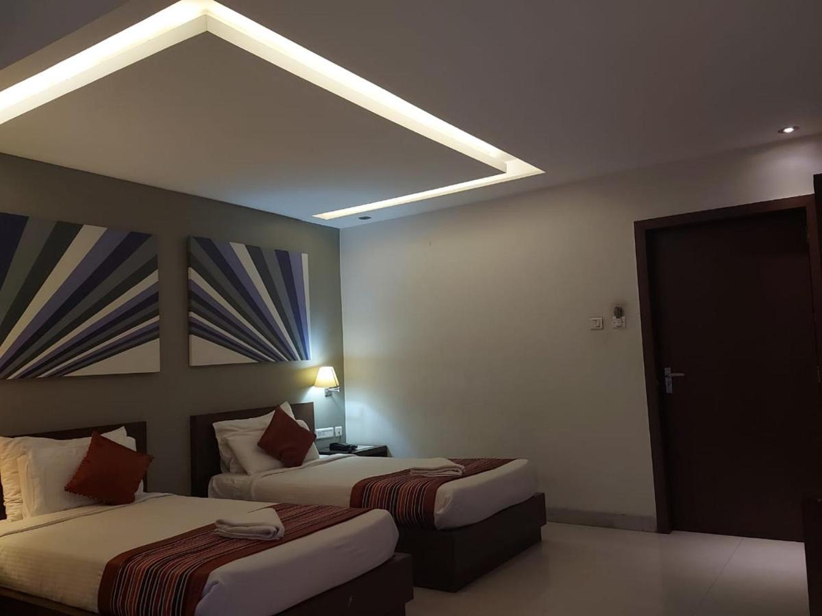 Orbit Hotel - Bagdogra Екстер'єр фото