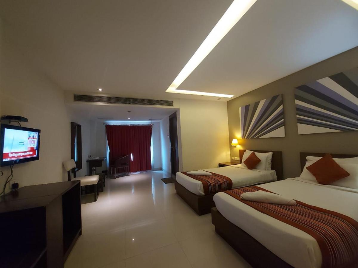 Orbit Hotel - Bagdogra Екстер'єр фото
